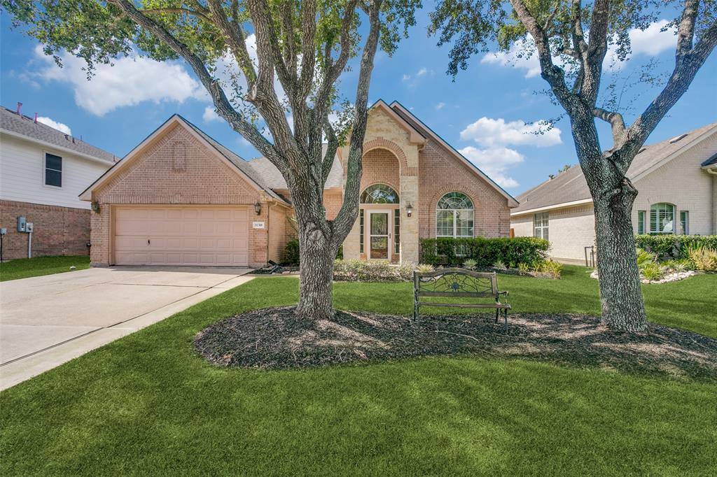 House for rent at 11320 Windy Dawn Dr, Pearland, TX 77584