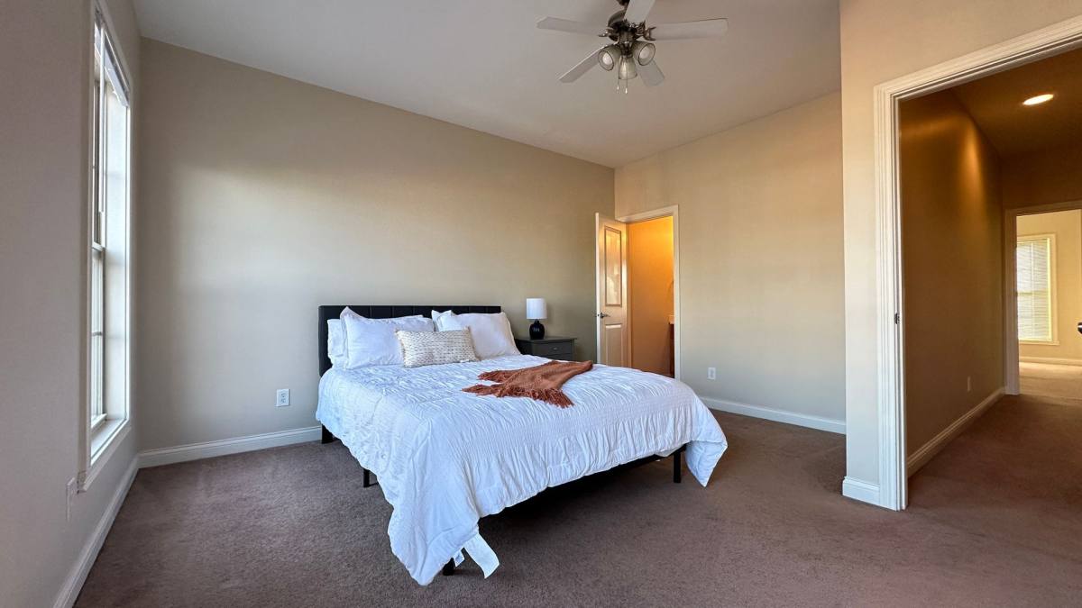 Apartment for rent at 384 S Washington St, Bloomington, IN 47401