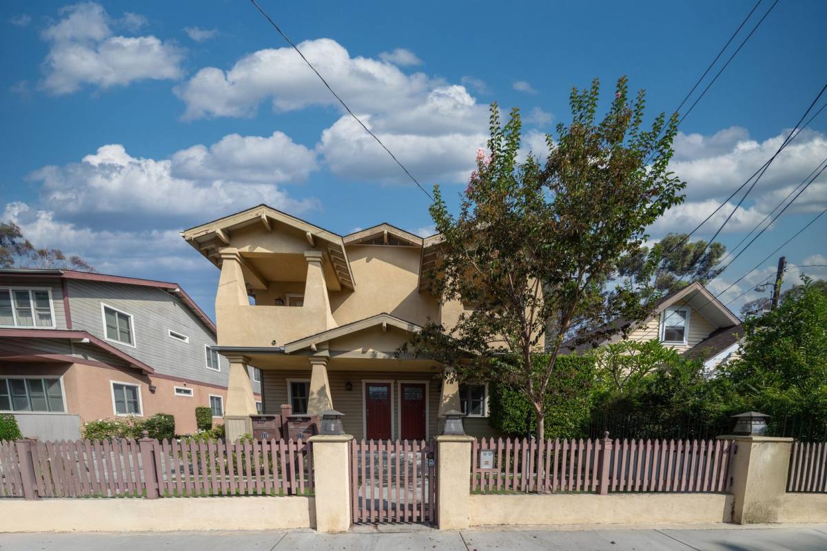Apartment for rent at 1377 W 22nd St, Los Angeles, CA 90007