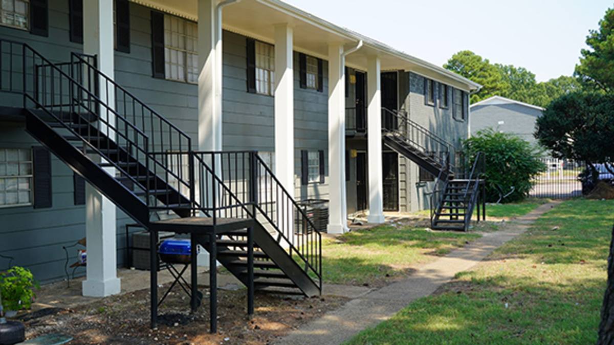 Apartment for rent at 1984 Bonnie Dr, Memphis, TN 38116