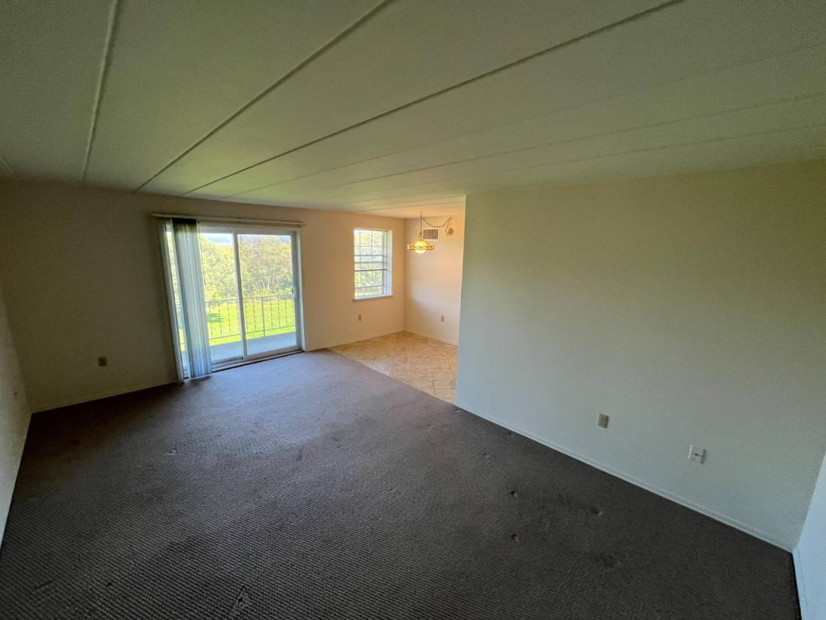 Apartment for rent at 12914 Cresap Knolls Ave #43, Cumberland, MD 21502