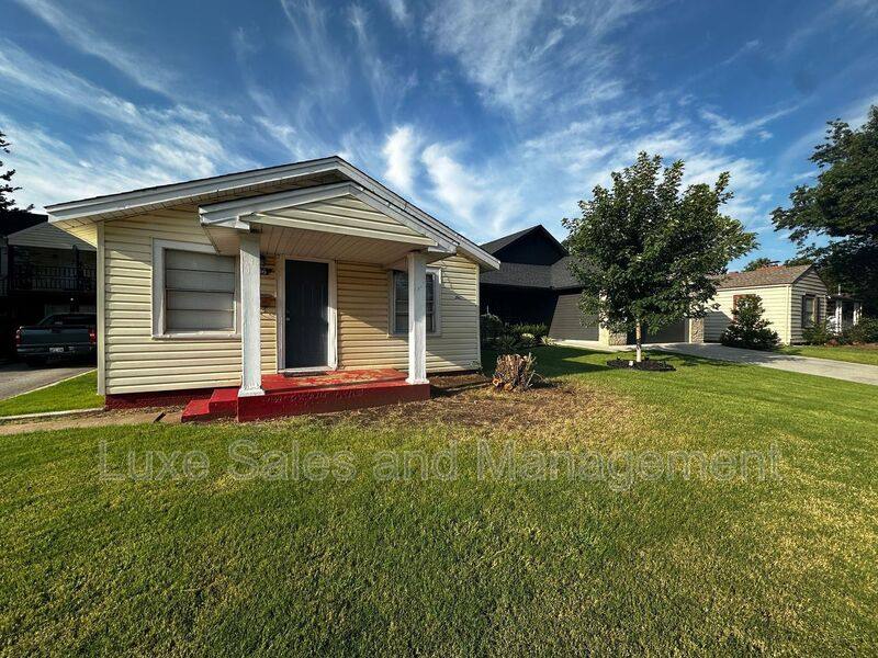 House for rent at 1136 NW 49th St, Oklahoma City, OK 73118