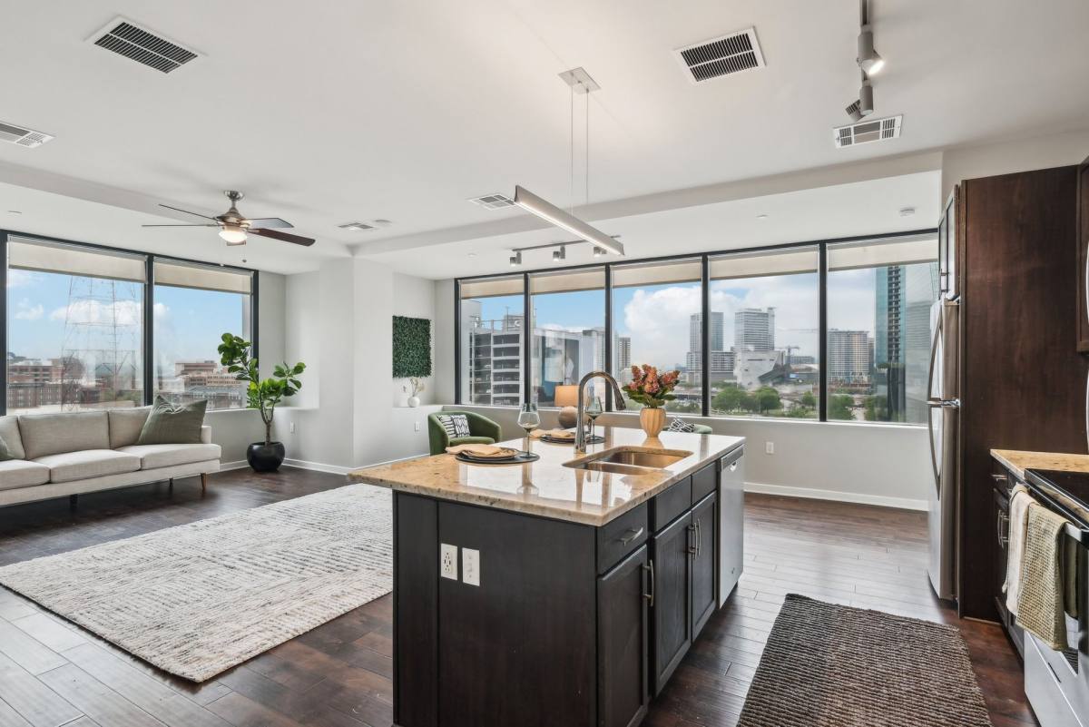 Apartment for rent at Remi Downtown, 411 N Akard St, Dallas, TX 75201