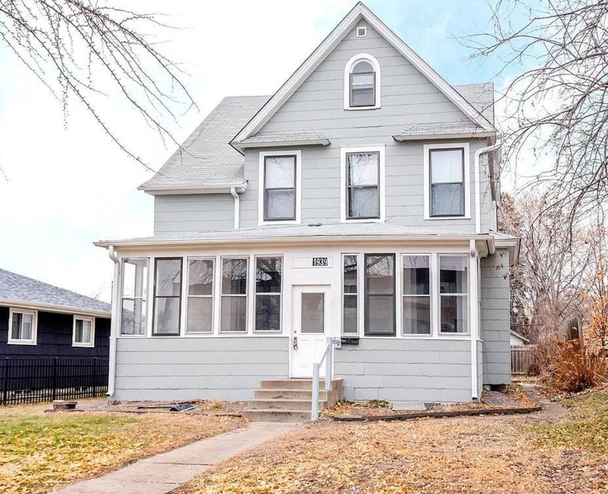 House for rent at 1939 Iglehart Ave, Saint Paul, MN 55104