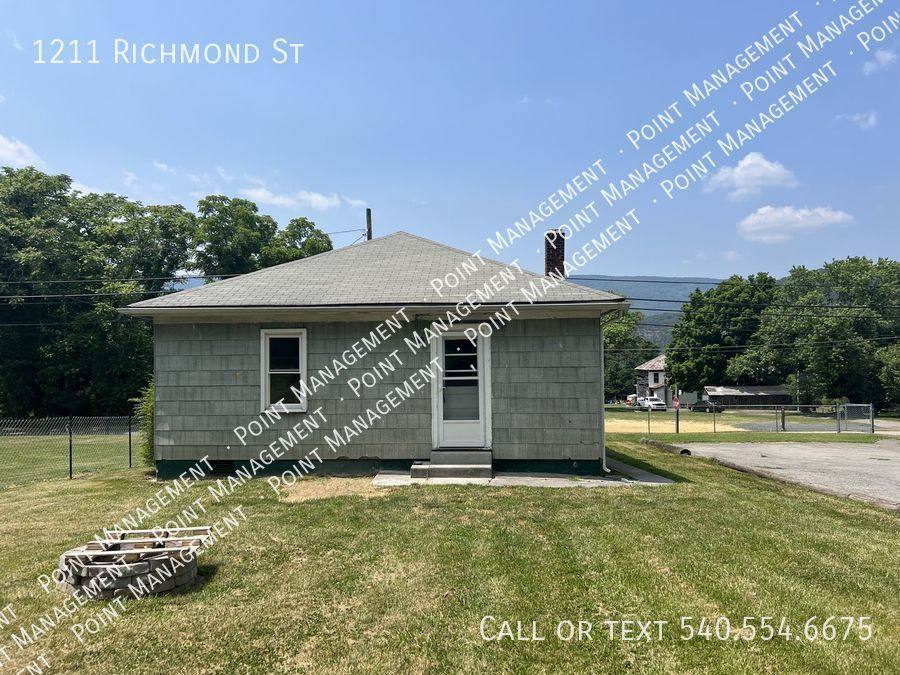 1211 Richmond St, Clifton VA 24422 RentalSource