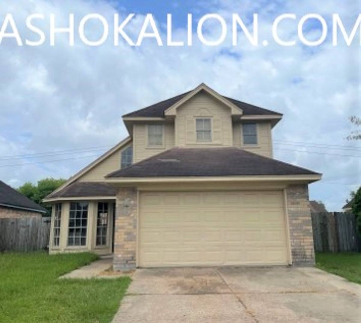 House for rent at 16110 Canaridge Dr, Houston, TX 77053