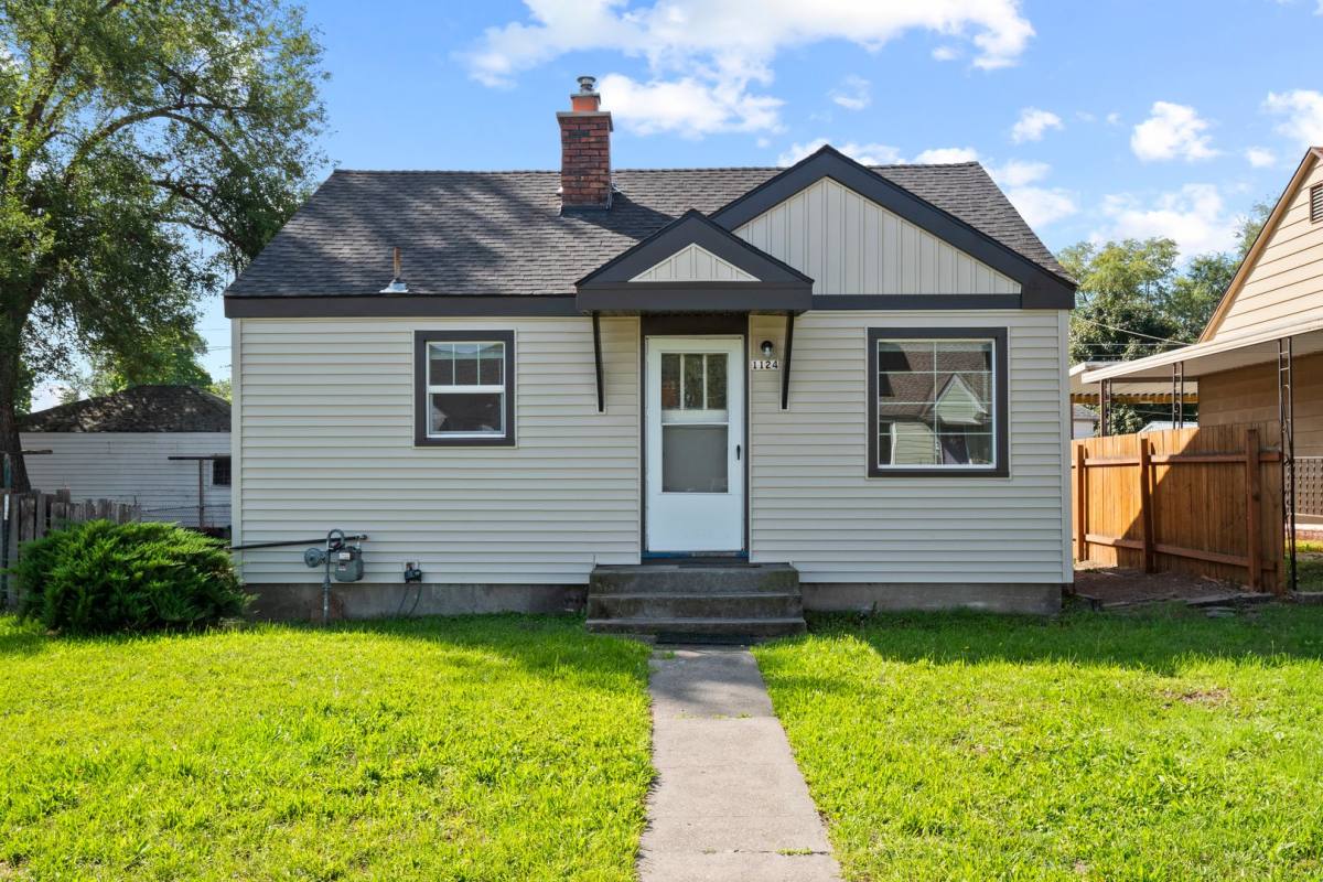1124 E Hoffman, Spokane, WA 99207 RentalSource