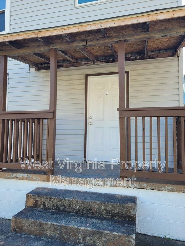 119 Route 60 1, Boomer, WV 25031 RentalSource