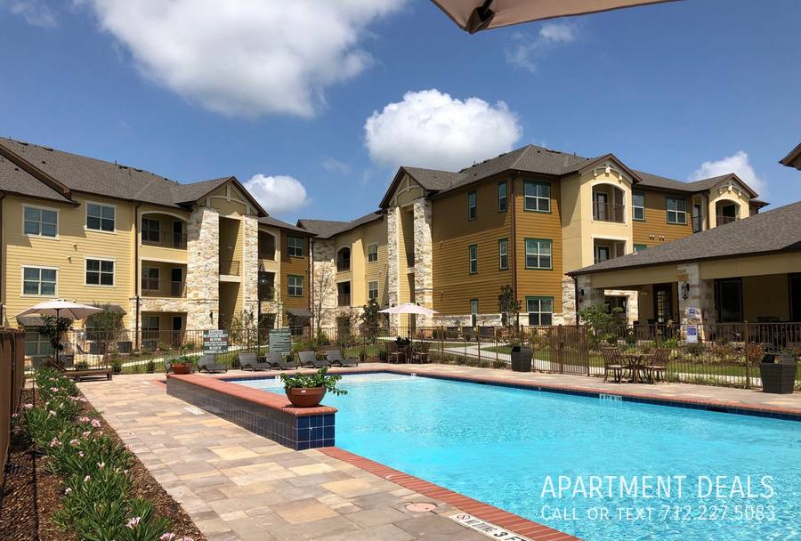 136 Col Etheredge Blvd, Huntsville, TX 77340 RentalSource