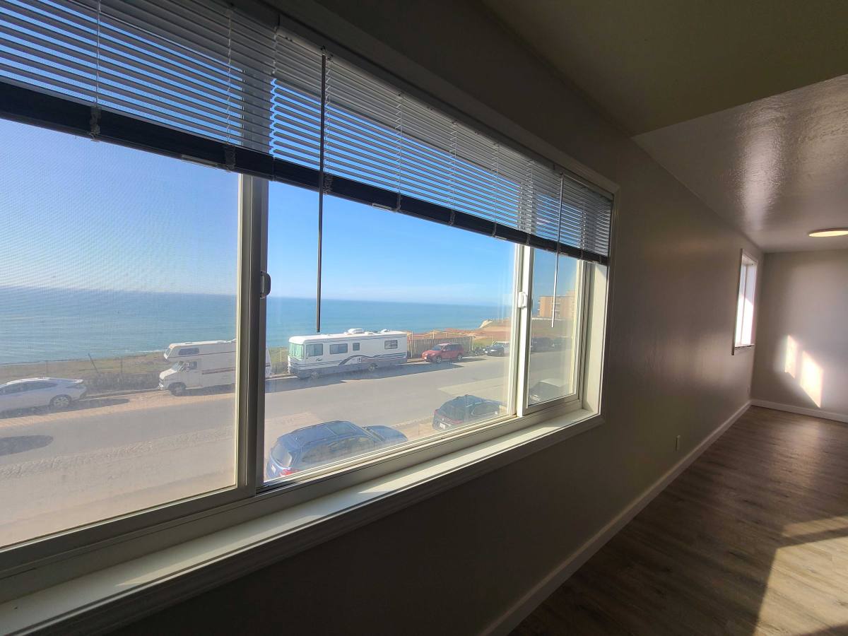 Apartment for rent at 445 Esplanade Ave #6, Pacifica, CA 94044