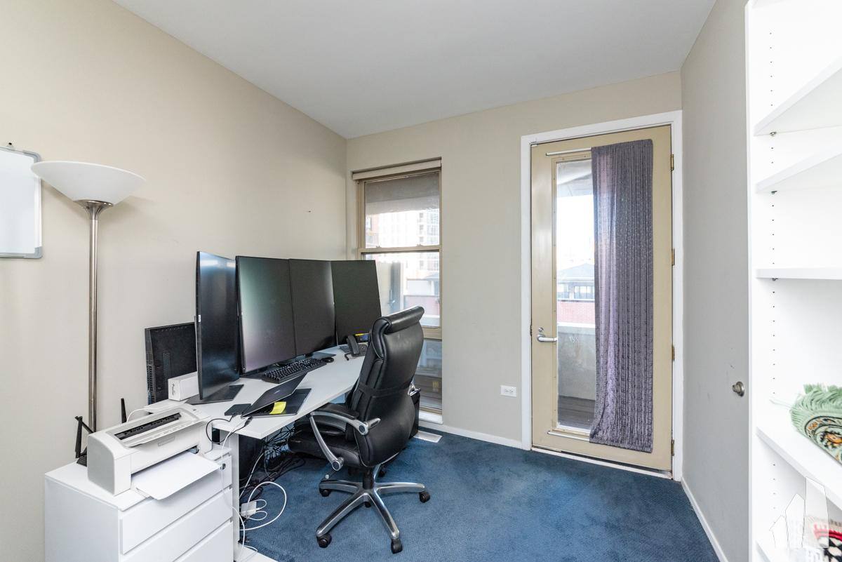 Apartment for rent at 324 N Jefferson #302, Chicago, IL 60661