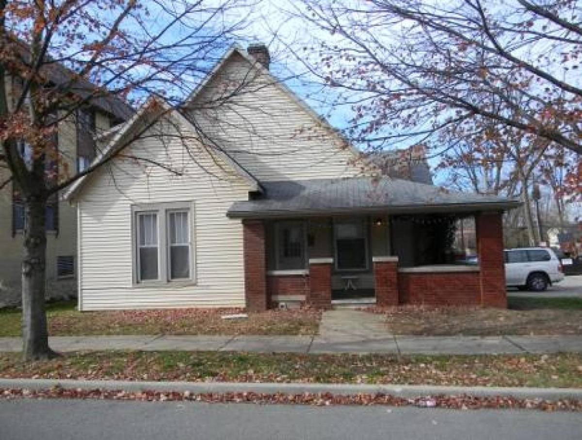 Apartment for rent at 416 S Dunn, Bloomington, IN 47401