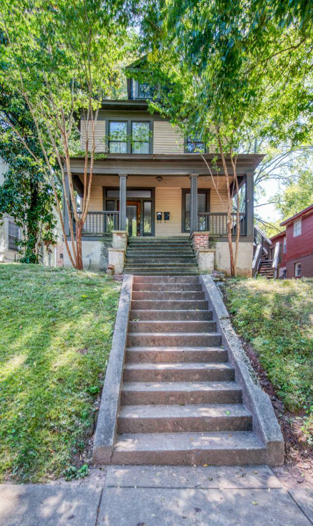 Apartment for rent at 1431 15th Ave S #A, Birmingham, AL 35205