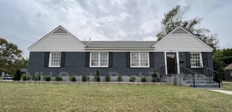 Apartment for rent at 2193 Piedmont Ave, Memphis, TN 38108