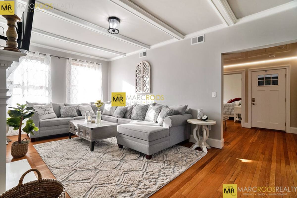 Apartment for rent at 10 Babcock St #20, Brookline, MA 02446