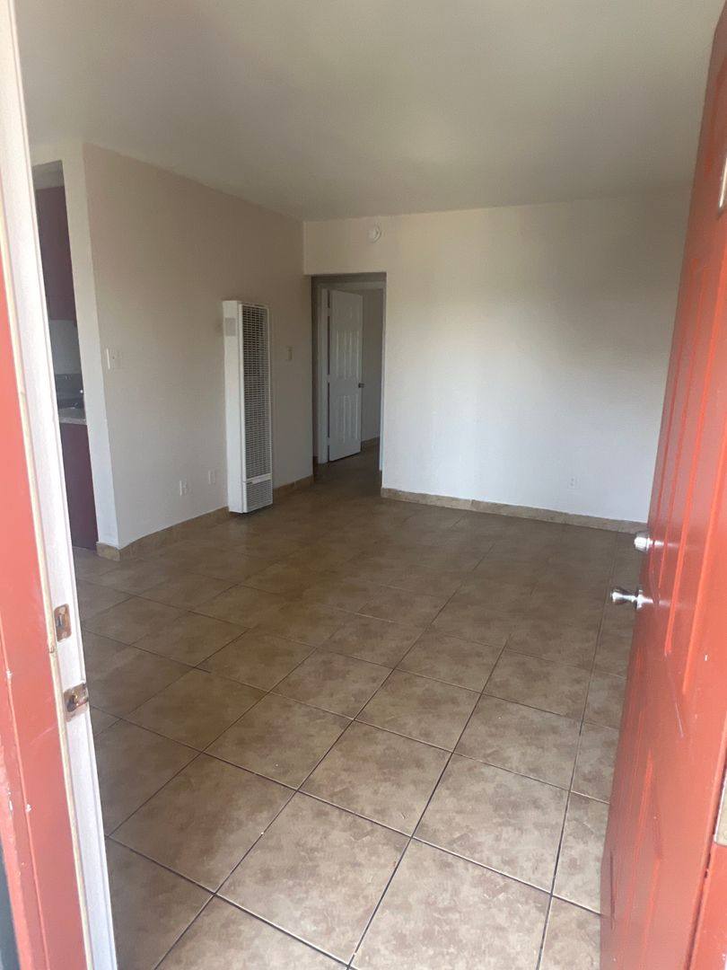 Apartment for rent at 1214 W Brook - D, Santa Ana, CA 92703