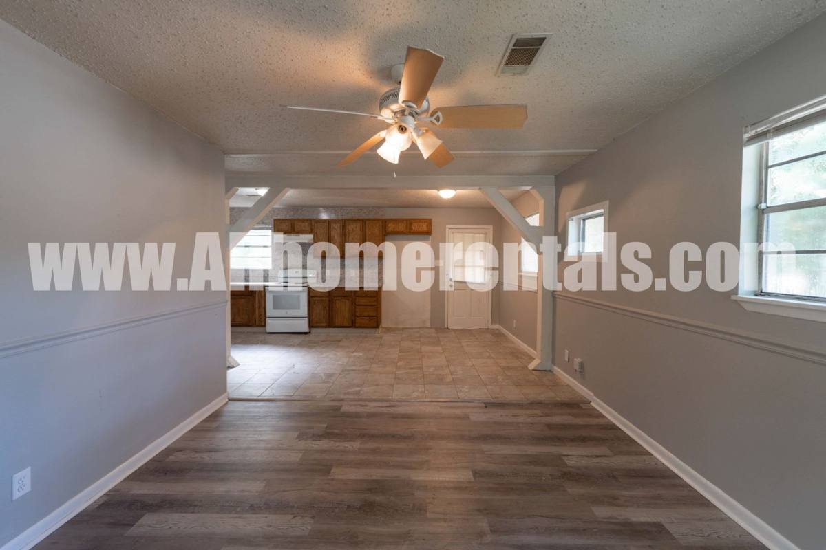 House for rent at 908 Greenlea Dr, North Little Rock, AR 72117