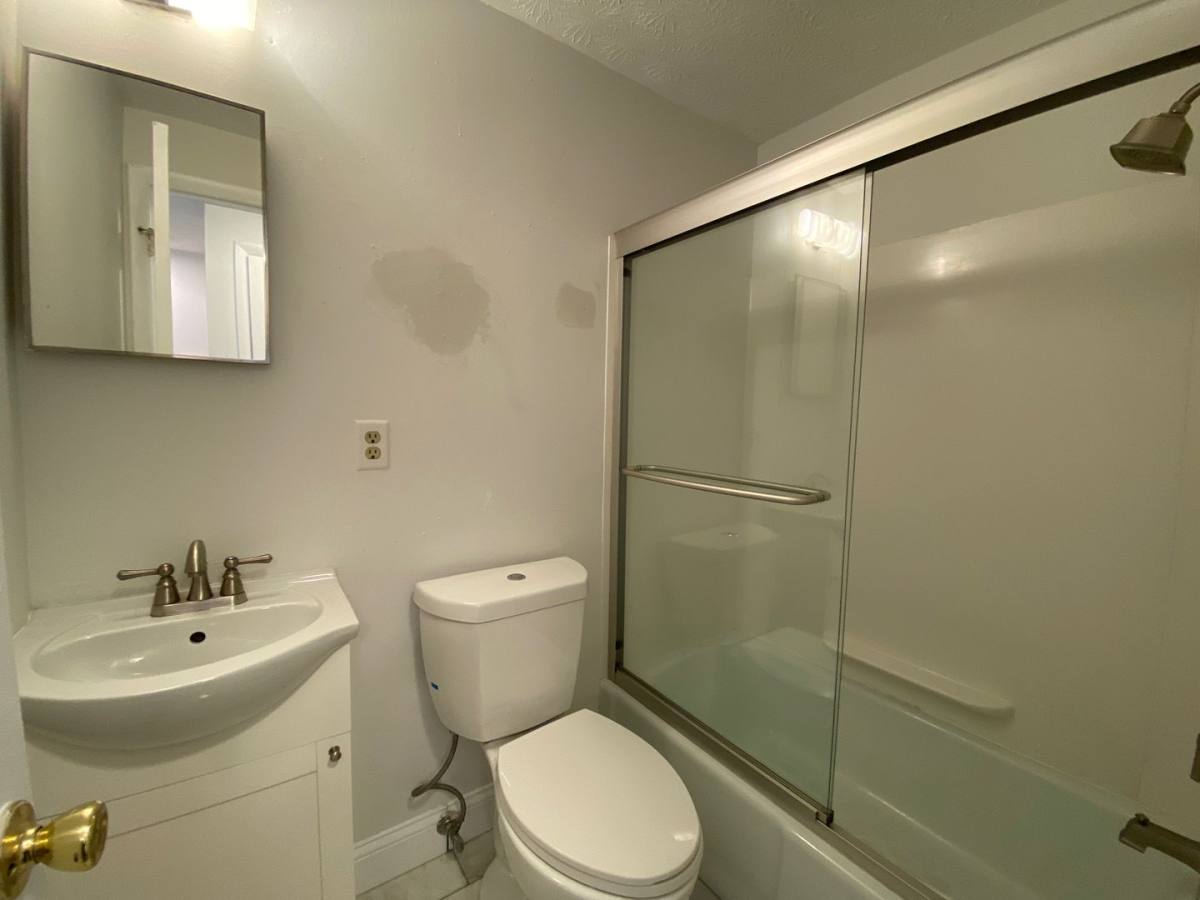 Apartment for rent at 107-121 E 14th Ave, Columbus, OH 43201