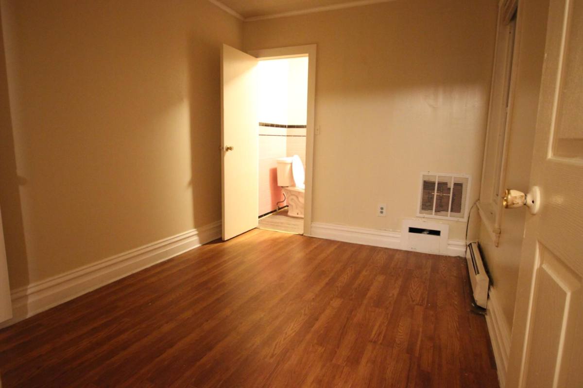 House for rent at 735 1 2 N Lunber St #735, Allentown, PA 18102
