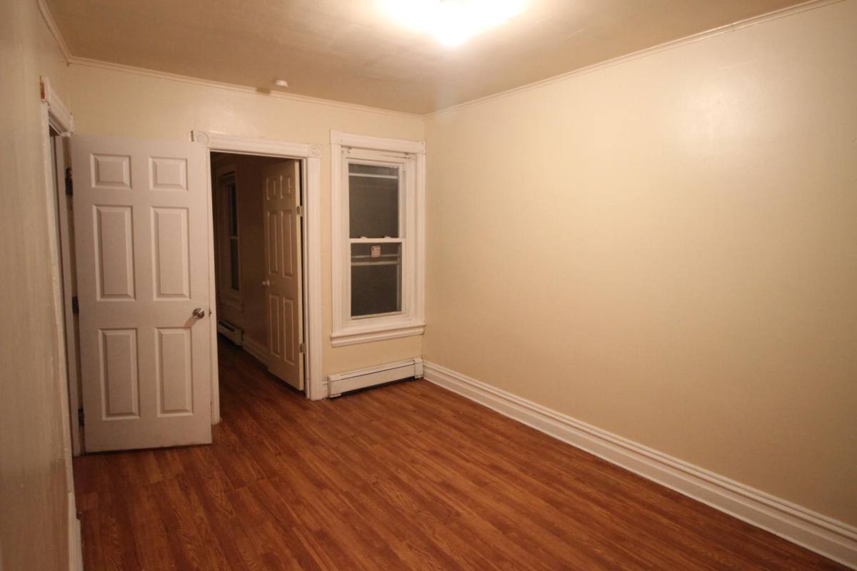 House for rent at 735 1 2 N Lunber St #735, Allentown, PA 18102