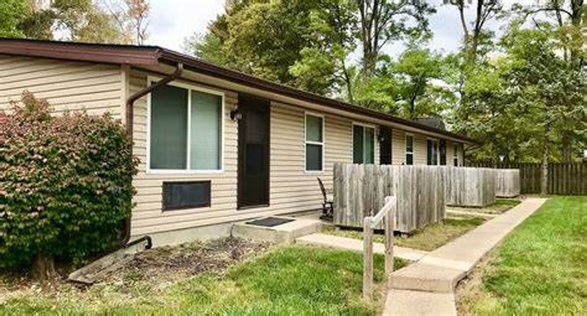 Apartment for rent at 1315 N Beckford Place, Marion, IN 46952