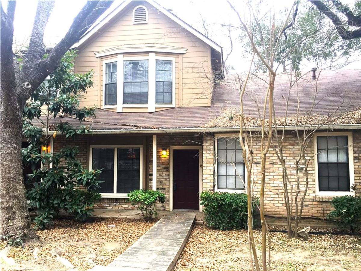 Apartment for rent at 11404 Walnut Ridge Dr, Austin, TX 78758
