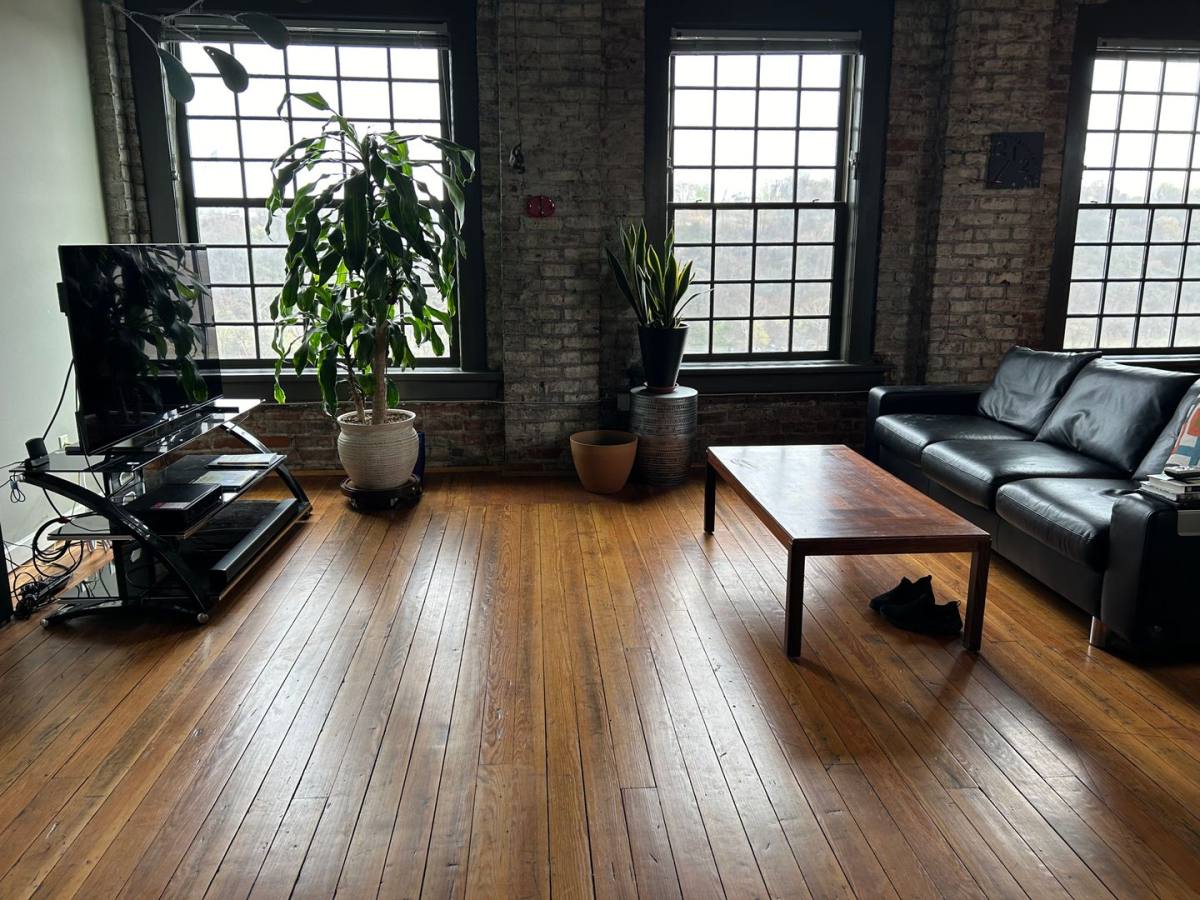 Apartment for rent at 920-926 Commerce St, Lynchburg, VA 24504