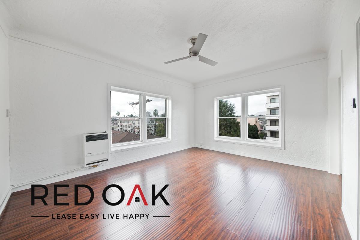 Condo for rent at 407 S Gramercy Place #308, Los Angeles, CA 90020
