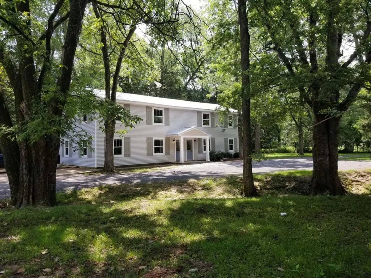 Apartment for rent at 306 Central Ave, Starkville, MS 39759