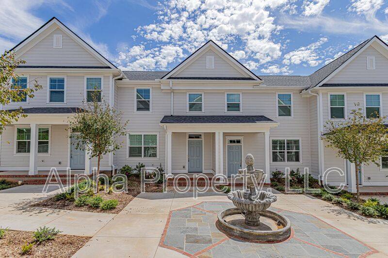 Townhouse for rent at 113 Remount Way, Travelers Rest, SC 29690