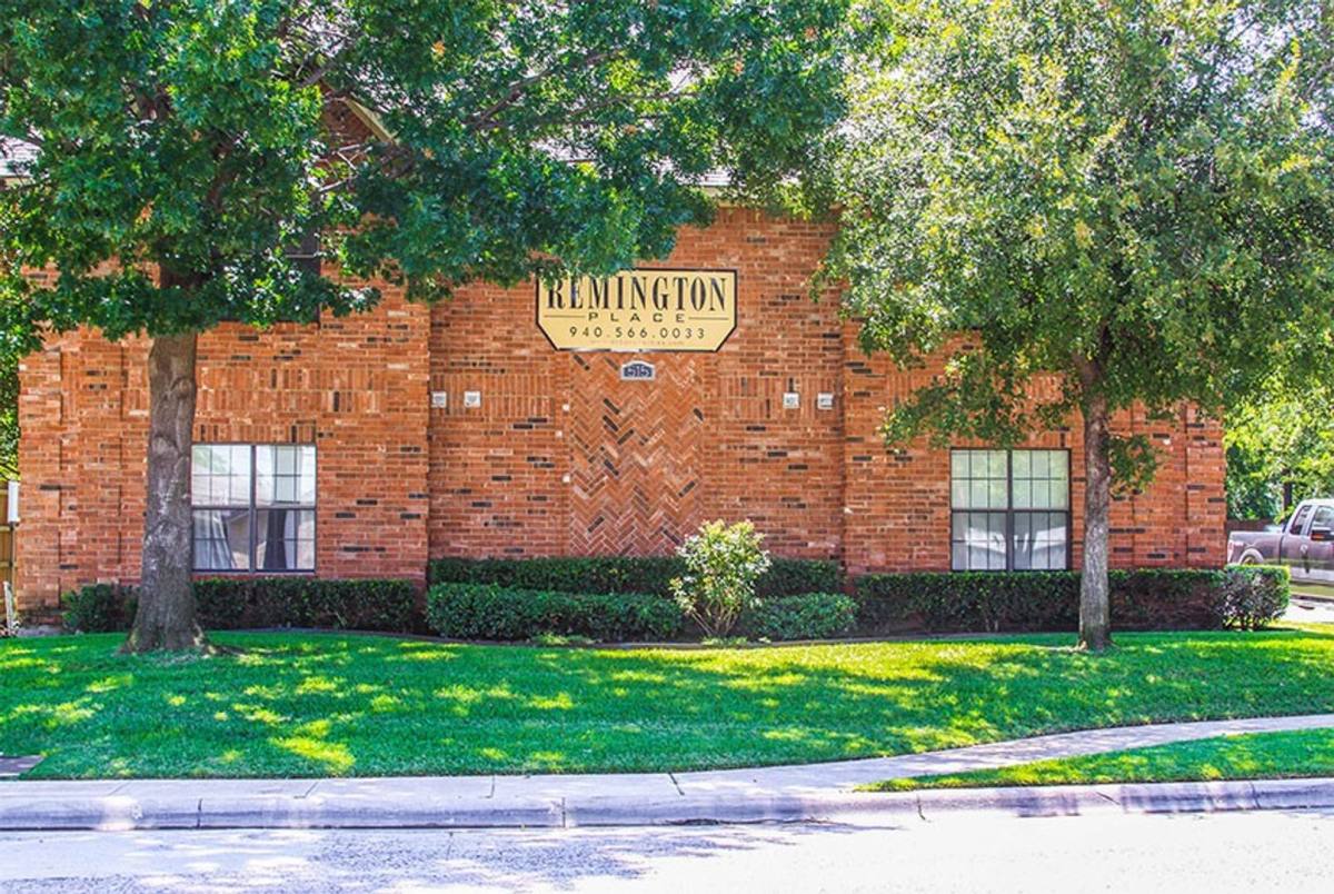 Apartment for rent at 515 W Mulberry St, Denton, TX 76201