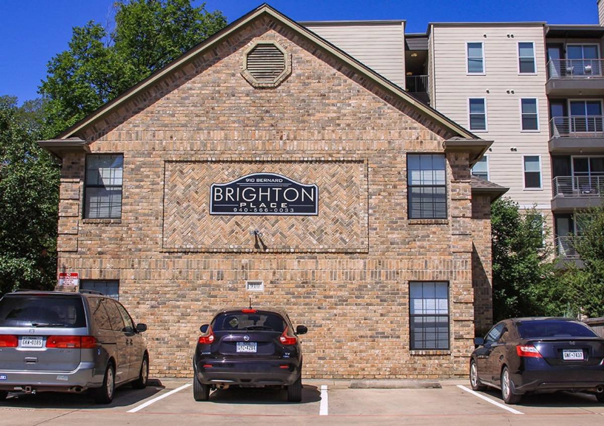 Apartment for rent at 910 Bernard St, Denton, TX 76201