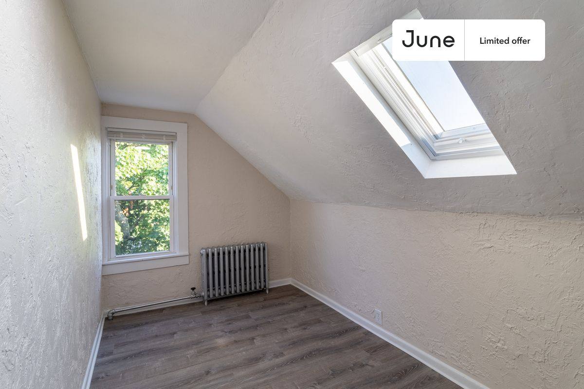 Apartment for rent at 21 Easton St, Allston, MA 02134