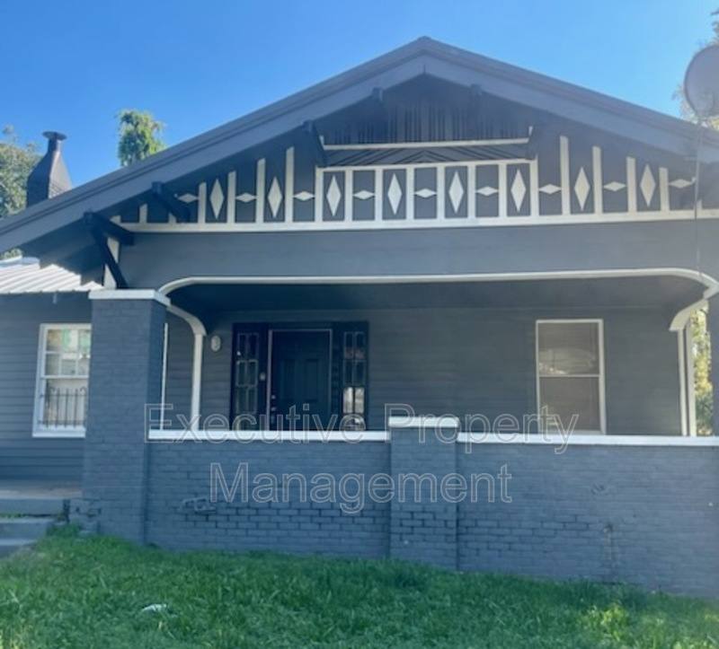 House for rent at 1611 15th Ave N, Birmingham, AL 35204