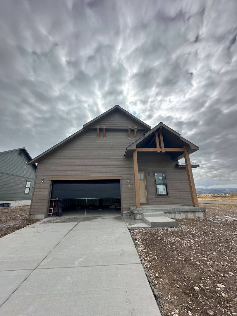 House for rent at 319 Bald Eagle Dr, Victor, ID 83455