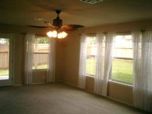 House for rent at 323 Hollow Trail, San Antonio, TX 78253