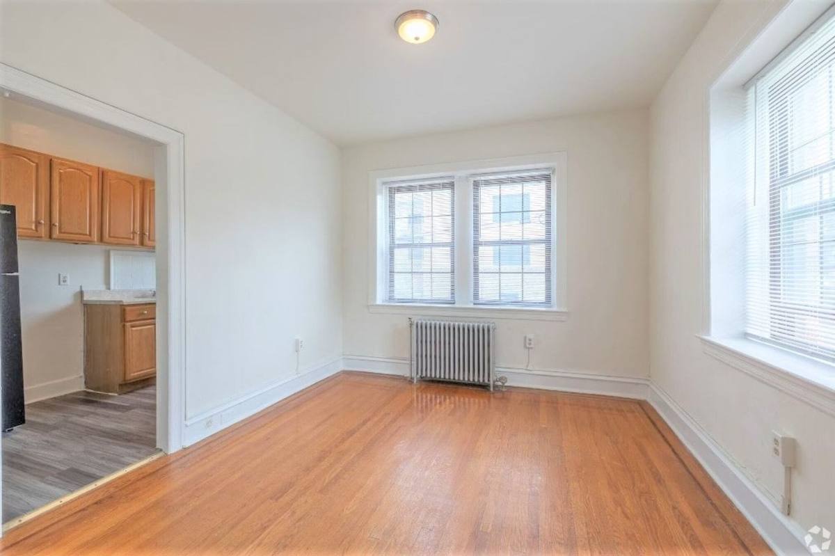 Apartment for rent at 58 N Lansdowne Ave, Lansdowne, PA 19050