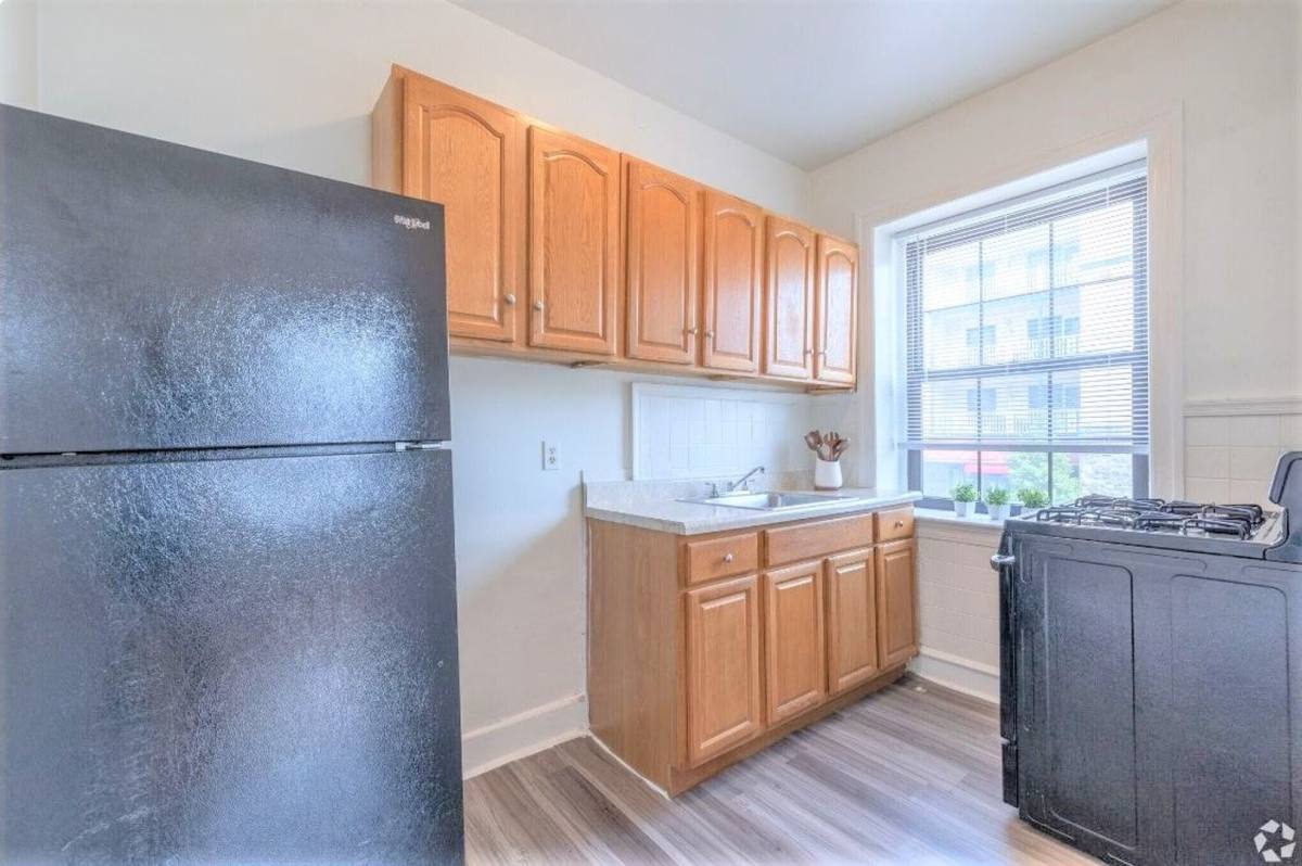 Apartment for rent at 58 N Lansdowne Ave, Lansdowne, PA 19050