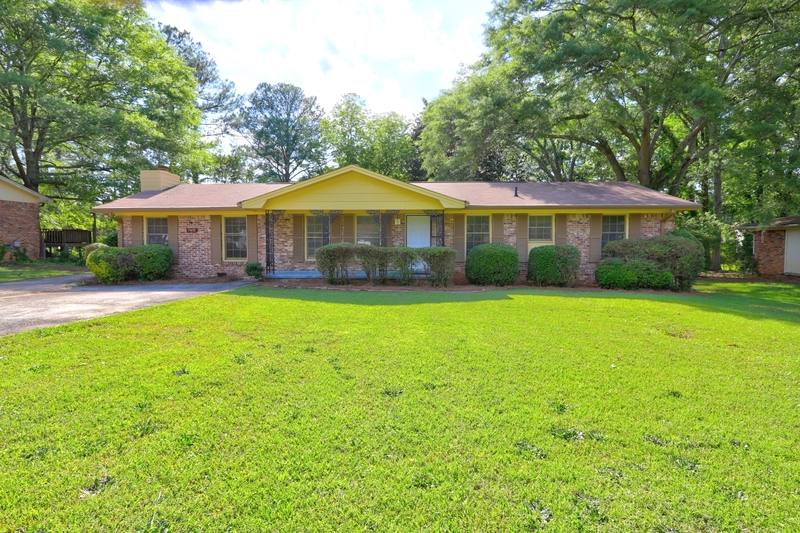 House for rent at 7415 Ann St, Riverdale, GA 30274