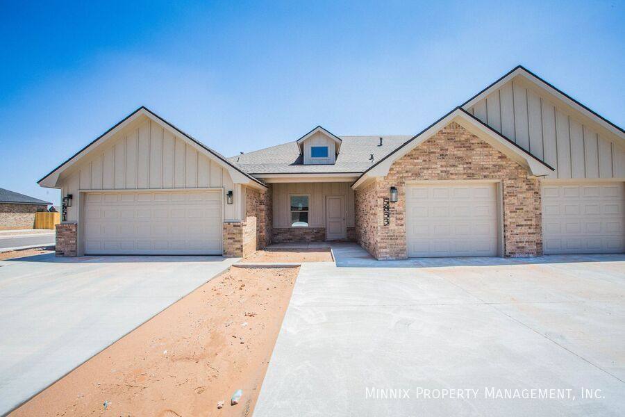 Townhouse for rent at 5861 Virginia Ave #1, Lubbock, TX 79407