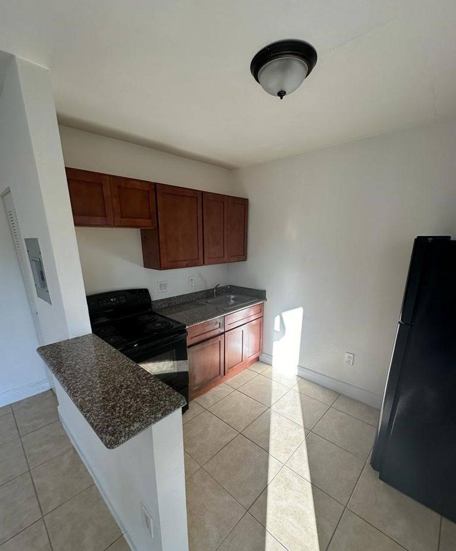 Apartment for rent at 1533 NW 2 Ave, Miami, FL 33136