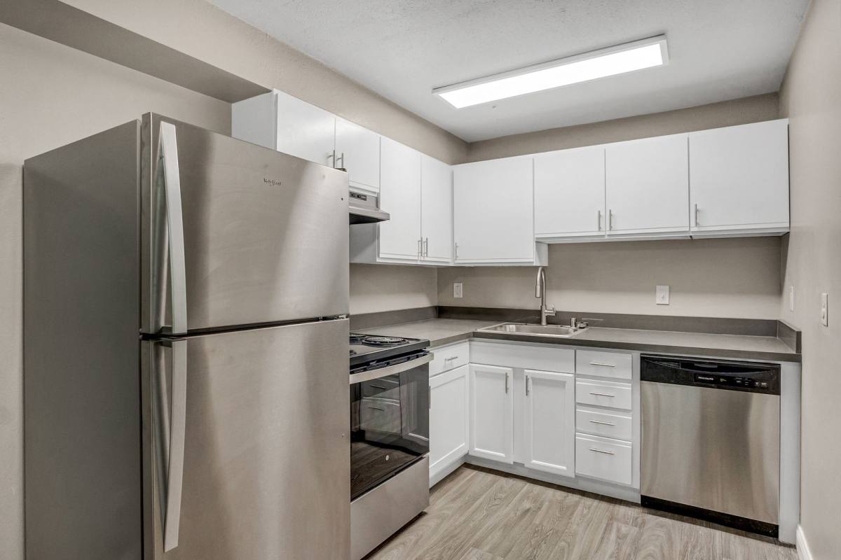 Apartment for rent at Timber Heights, 4813 S 252nd Place, Kent, WA 98032