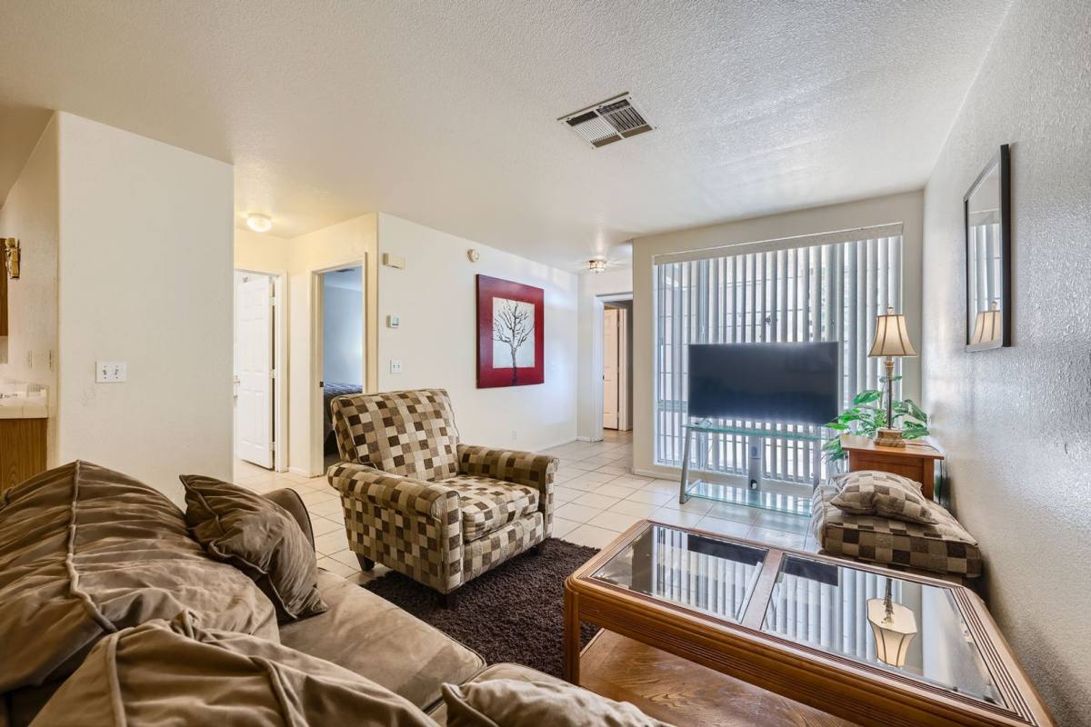 Apartment for rent at 3612 Shawn Reynolds, Las Vegas, NV 89129