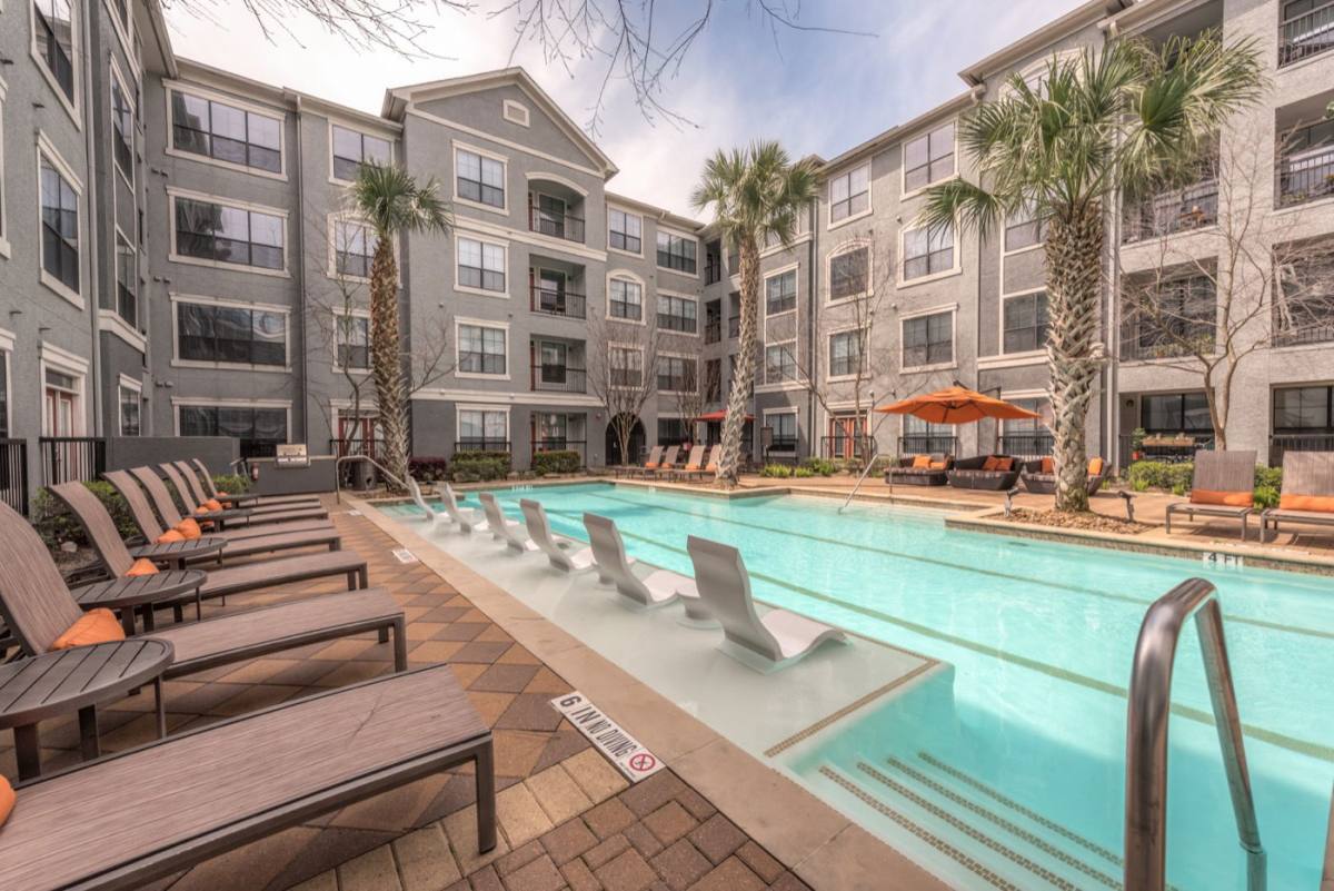 Apartment for rent at 8333 Braesmain Dr #1320, Houston, TX 77025