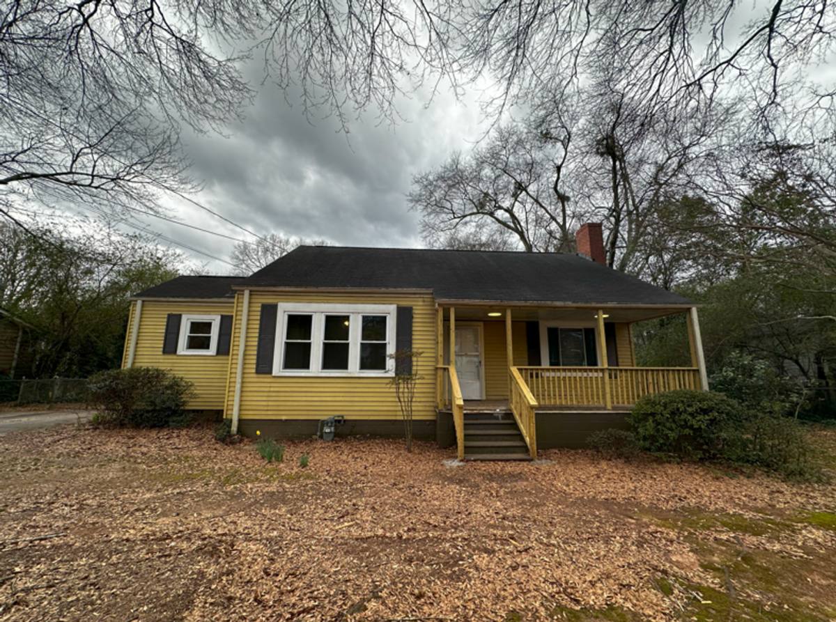 Apartment for rent at 355 Sunset Dr #A, Athens, GA 30606