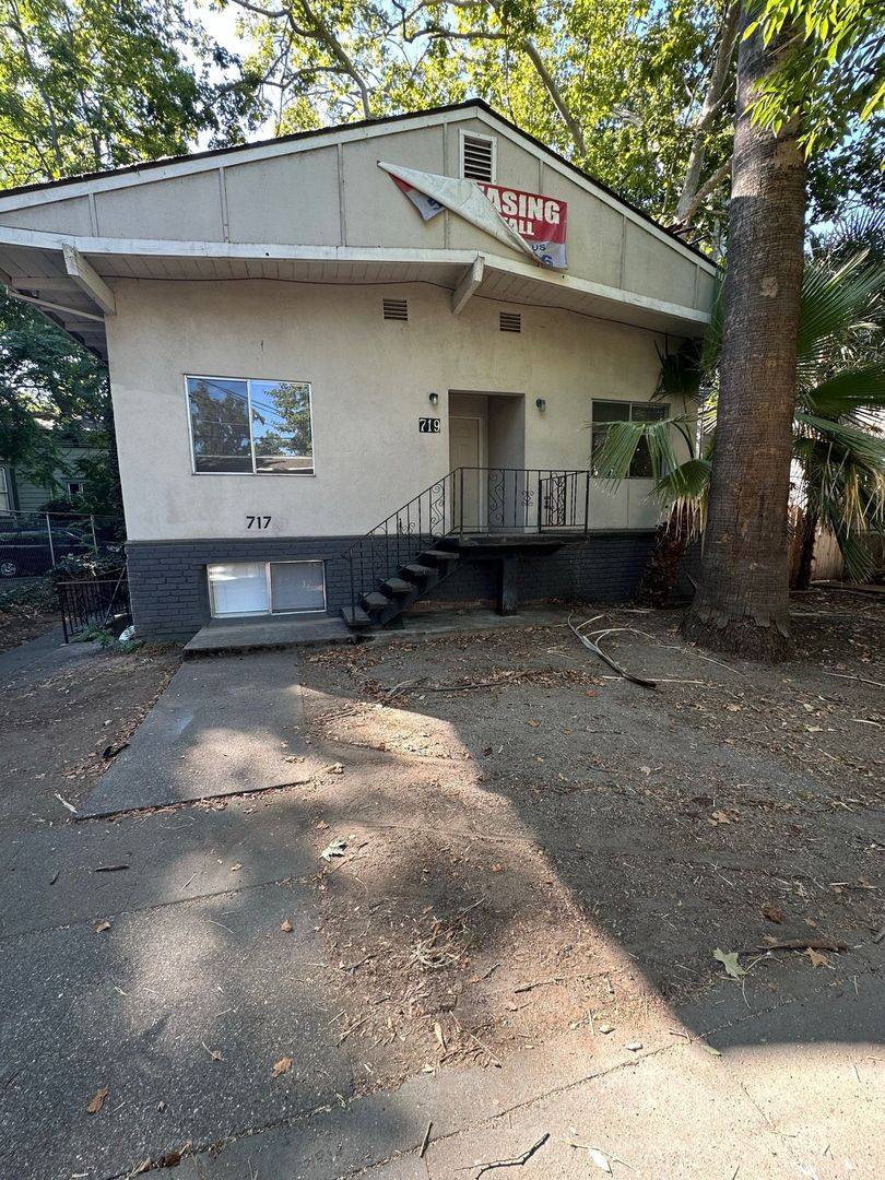 Apartment for rent at 717 719 W, Chico, CA 95928