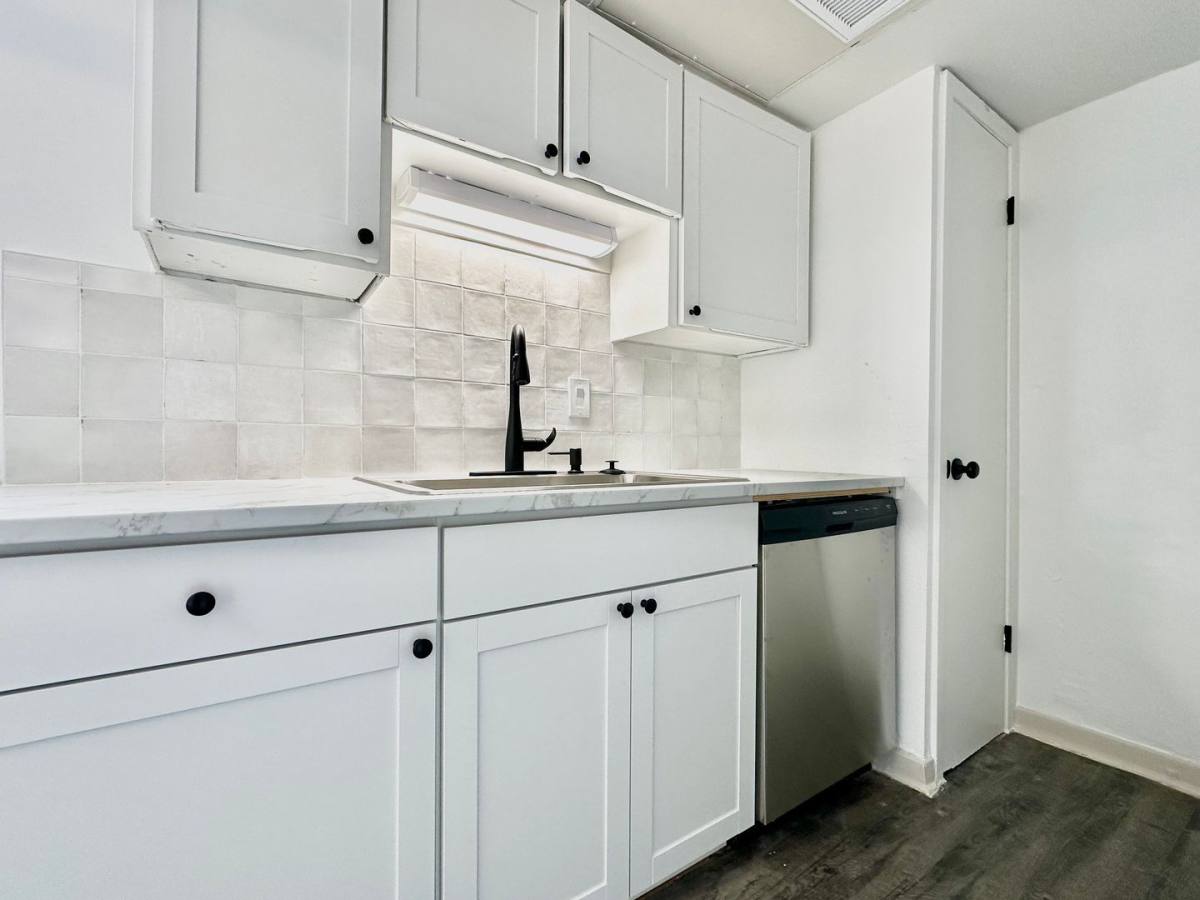 Apartment for rent at 1204 N Lbj Dr, San Marcos, TX 78666
