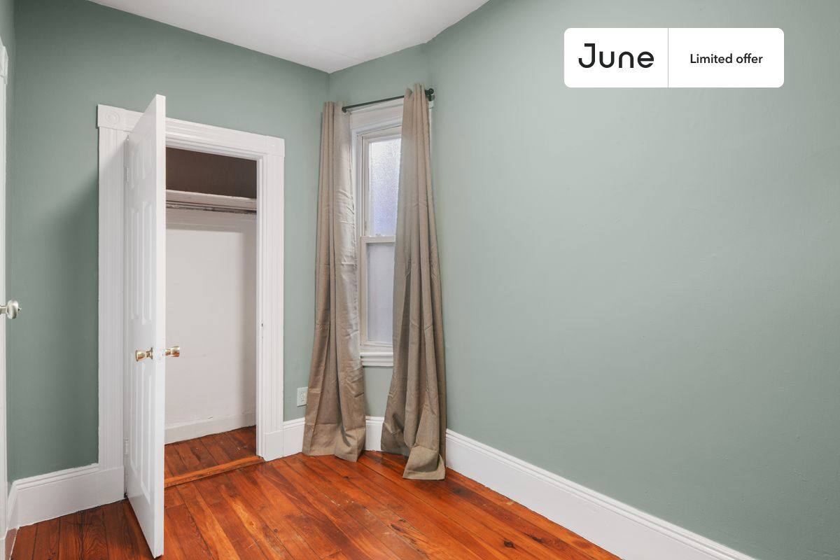 Apartment for rent at 11 Linden St #A, Allston, MA 02134