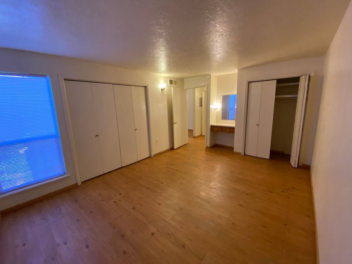 Apartment for rent at 124 Harvard St SE, Albuquerque, NM 87106