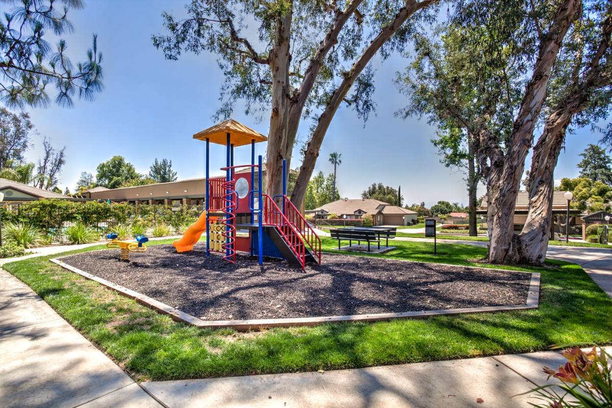 Apartment for rent at 9600 19th St, Rancho Cucamonga, CA 91737
